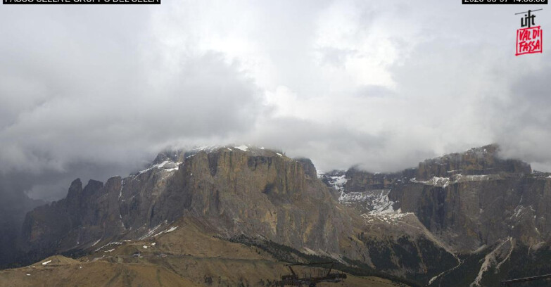 Webcam Campitello-Mazzin-Col Rodella  - Canazei - Passo Pordoi - Sass Pordoi
