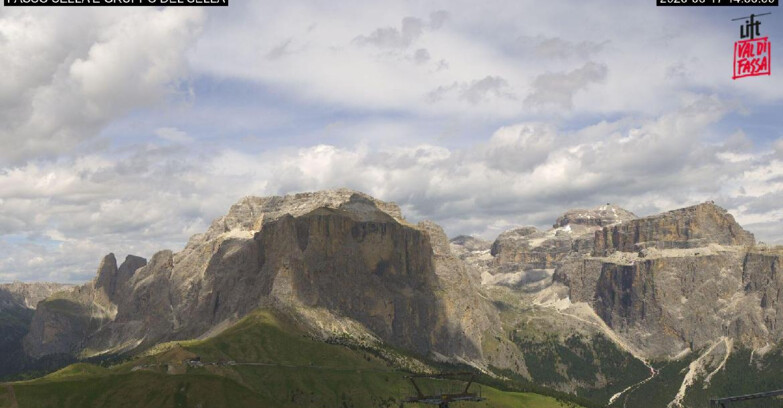 Webcam Campitello-Mazzin-Col Rodella  - Canazei - Passo Pordoi - Sass Pordoi