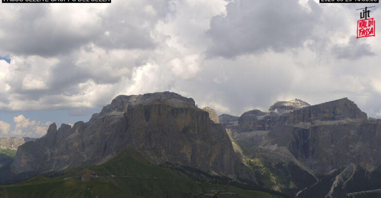 Webcam Campitello-Mazzin-Col Rodella - Canazei - Passo Pordoi - Sass Pordoi