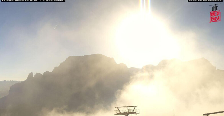 Webcam Campitello-Mazzin-Col Rodella - Canazei - Passo Pordoi - Sass Pordoi