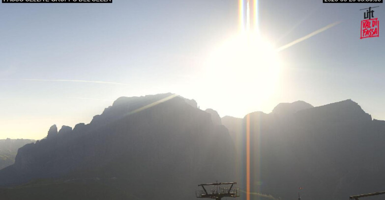 Webcam Campitello-Mazzin-Col Rodella  - Canazei - Passo Pordoi - Sass Pordoi