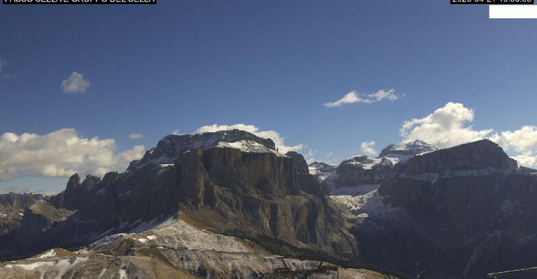 Webcam Campitello-Mazzin-Col Rodella  - Campitello di Fassa - Canazei - Gruppo del Sella