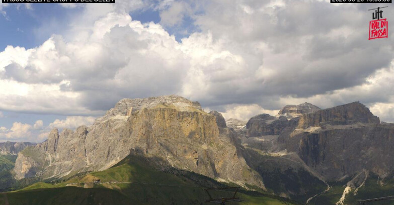 Webcam Кампителло-Маццин-Кол-Роделла  - Campitello di Fassa - Canazei - Gruppo del Sella