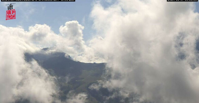 Webcam Campitello-Mazzin-Col Rodella - Canazei - Marmolada