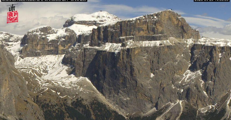 Webcam Campitello-Mazzin-Col Rodella - Canazei - Marmolada