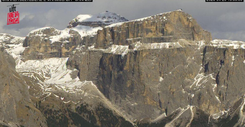 Webcam Campitello-Mazzin-Col Rodella - Canazei - Marmolada