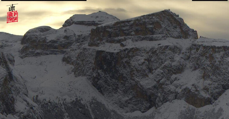 Webcam Campitello-Mazzin-Col Rodella - Canazei - Marmolada