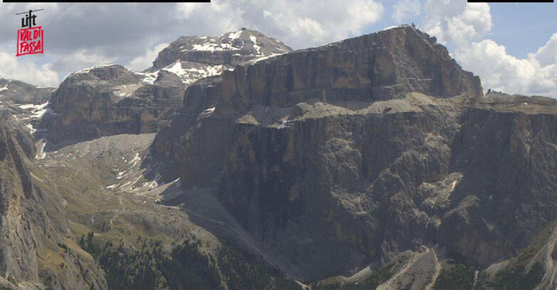 Webcam Campitello-Mazzin-Col Rodella - Canazei - Marmolada