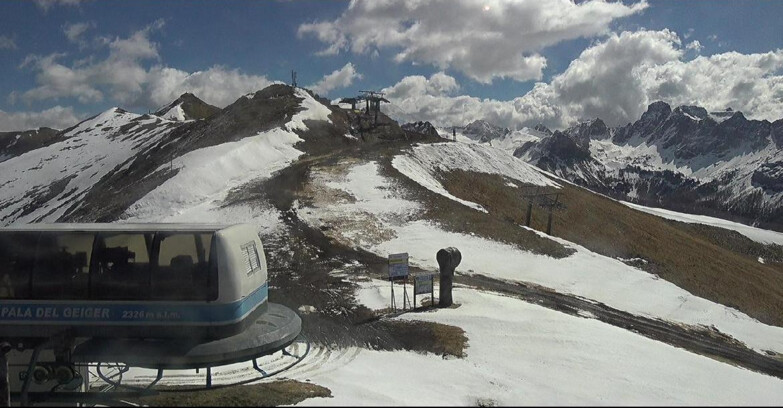 Webcam Pozza di Fassa-Aloch-Buffaure  - Col de Valvacin - Stazione a Monte