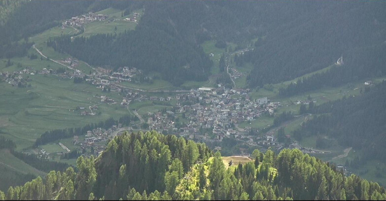 Webcam Pozza di Fassa-Aloch-Buffaure  - Col de Valvacin - Stazione a Monte