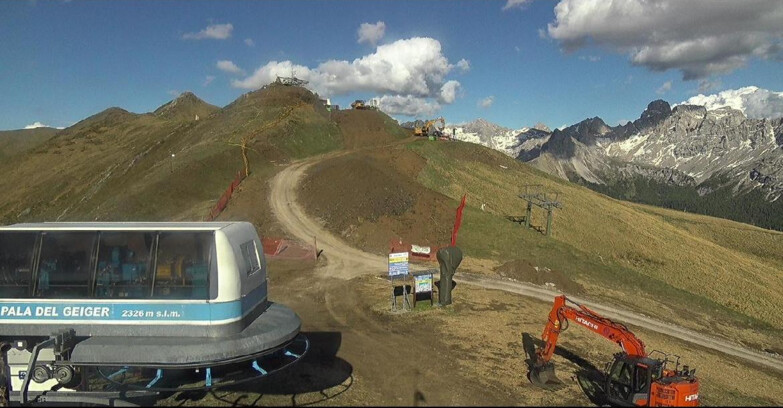 Webcam Pozza di Fassa-Aloch-Buffaure  - Col de Valvacin - Stazione a Monte