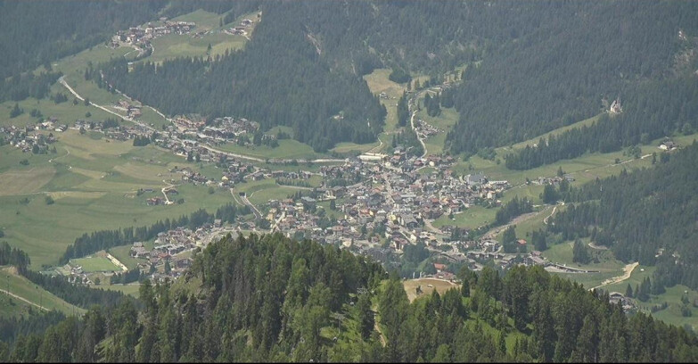 Webcam Pozza di Fassa-Aloch-Buffaure  - Col de Valvacin - Stazione a Monte