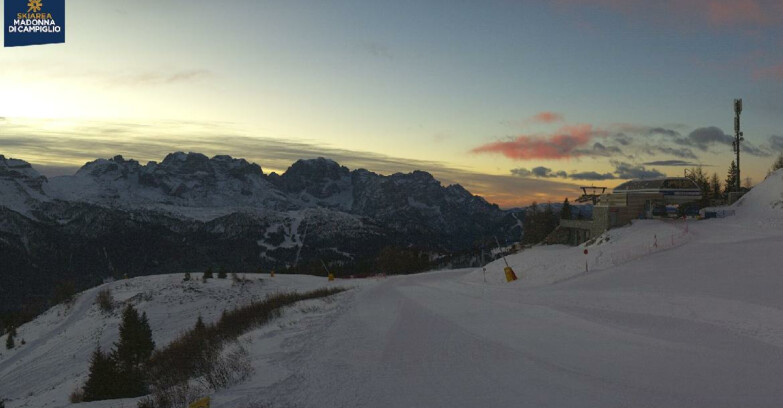 Webcam Folgarida-Marilleva  (Skiarea Campiglio Dolomiti di Brenta - Val di Sole Val Rendena) - Seggiovia Malghette 