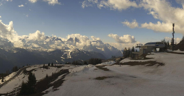 Webcam Skiarea Campiglio Dolomiti di Brenta Val di Sole Val Rendena - Seggiovia Malghette 