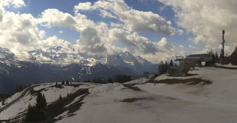 Webcam Skiarea Campiglio Dolomiti di Brenta Val di Sole Val Rendena - Seggiovia Malghette 