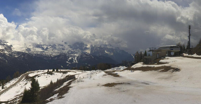 Webcam Skiarea Campiglio Dolomiti di Brenta Val di Sole Val Rendena - Seggiovia Malghette 