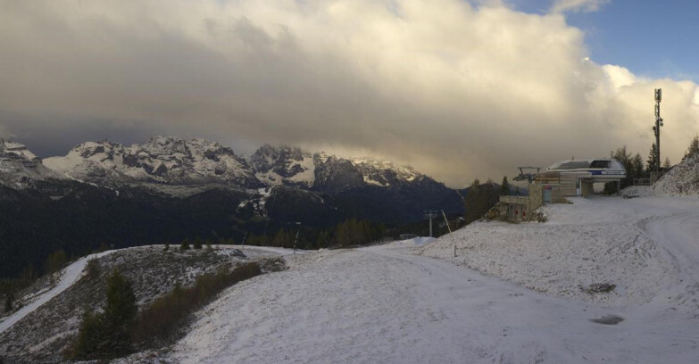 Webcam Skiarea Campiglio Dolomiti di Brenta Val di Sole Val Rendena - Seggiovia Malghette 