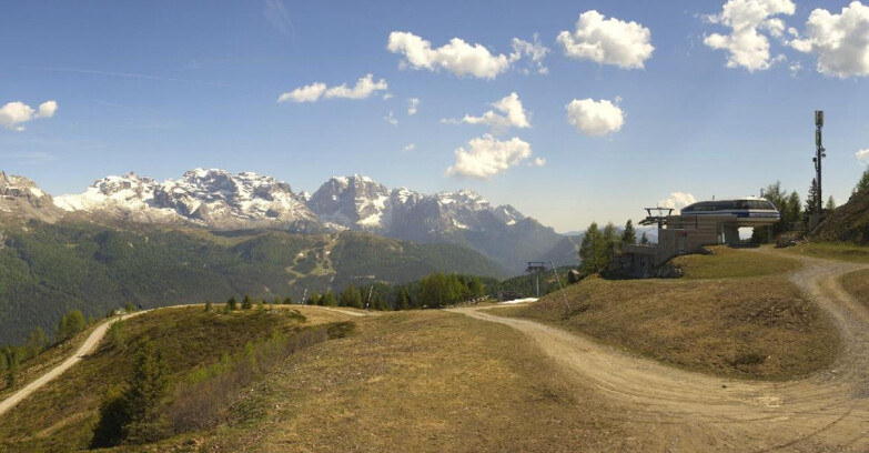 Webcam Folgarida-Marilleva  (Skiarea Campiglio Dolomiti di Brenta - Val di Sole Val Rendena) - Seggiovia Malghette 