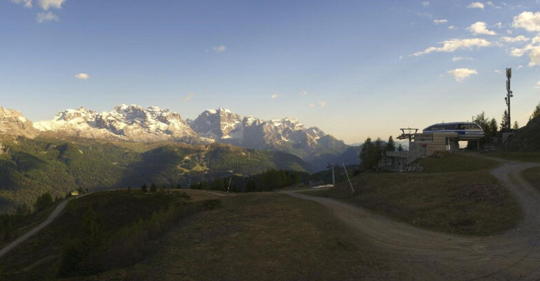 Webcam Folgarida-Marilleva  (Skiarea Campiglio Dolomiti di Brenta - Val di Sole Val Rendena) - Seggiovia Malghette 