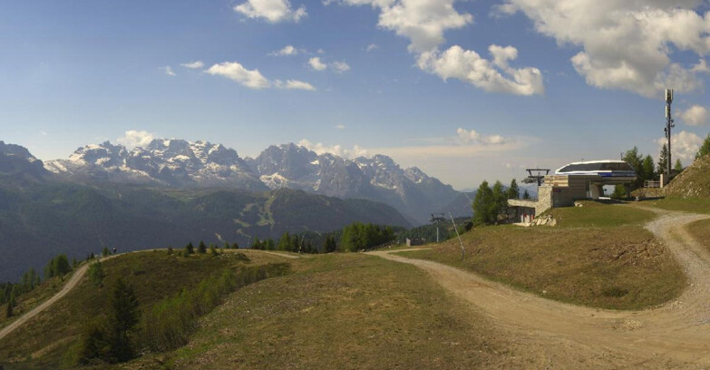 Webcam Skiarea Campiglio Dolomiti di Brenta Val di Sole Val Rendena - Seggiovia Malghette 