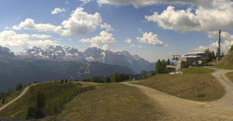 Webcam Skiarea Campiglio Dolomiti di Brenta Val di Sole Val Rendena - Seggiovia Malghette 