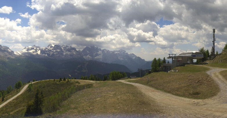 Webcam Skiarea Campiglio Dolomiti di Brenta Val di Sole Val Rendena - Seggiovia Malghette 