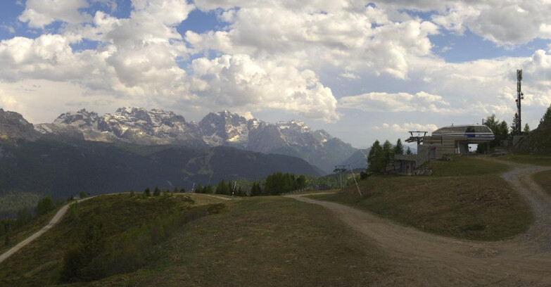 Webcam Skiarea Campiglio Dolomiti di Brenta Val di Sole Val Rendena - Seggiovia Malghette 