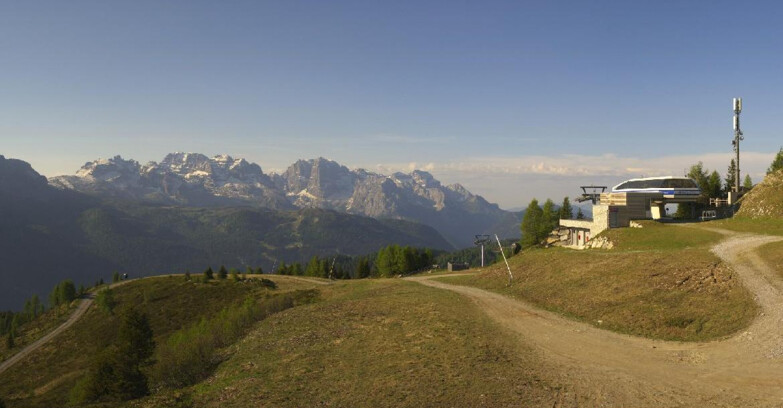 Webcam Skiarea Campiglio Dolomiti di Brenta Val di Sole Val Rendena - Seggiovia Malghette 