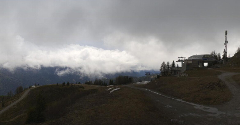 Webcam Folgarida-Marilleva  (Skiarea Campiglio Dolomiti di Brenta - Val di Sole Val Rendena) - Seggiovia Malghette 