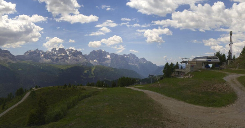 Webcam Skiarea Campiglio Dolomiti di Brenta Val di Sole Val Rendena - Seggiovia Malghette 