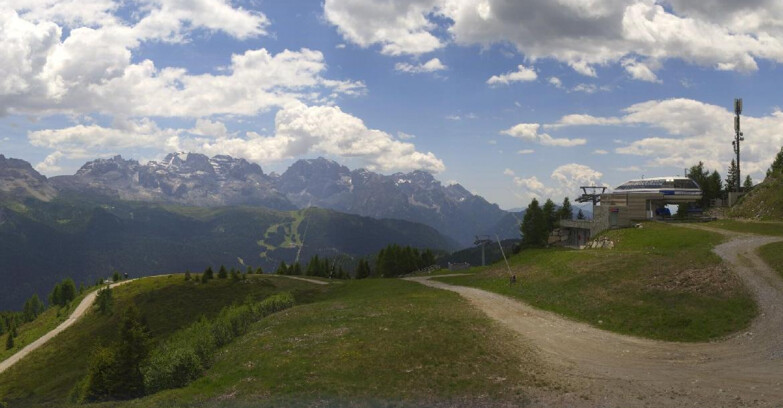 Webcam Skiarea Campiglio Dolomiti di Brenta Val di Sole Val Rendena - Seggiovia Malghette 