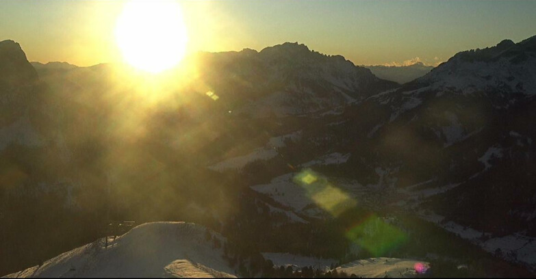 Webcam Pozza di Fassa-Aloch-Buffaure  - Cabinovia Buffaure - Stazione a Monte