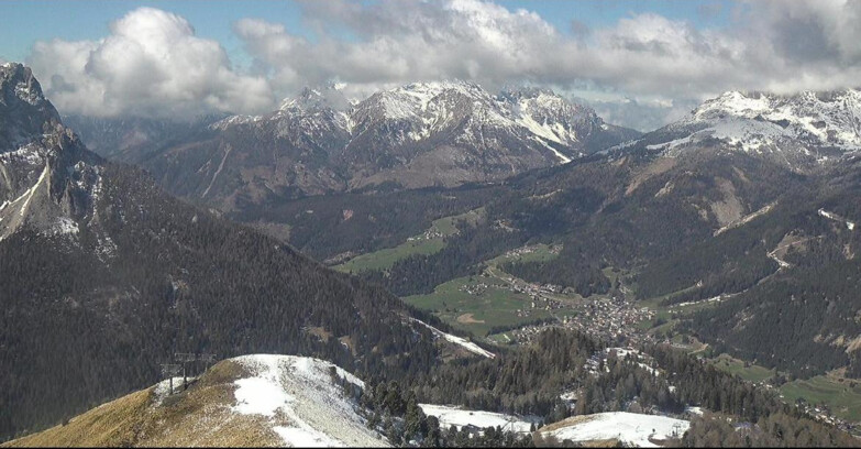 Webcam Pozza di Fassa-Aloch-Buffaure  - Cabinovia Buffaure - Stazione a Monte