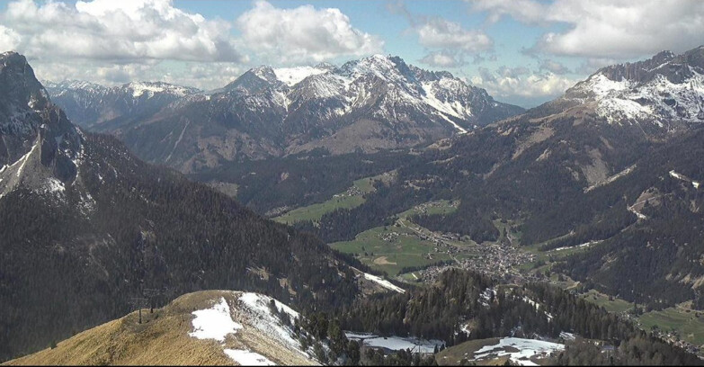 Webcam Pozza di Fassa-Aloch-Buffaure  - Cabinovia Buffaure - Stazione a Monte