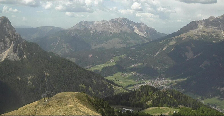 Webcam Pozza di Fassa-Aloch-Buffaure  - Cabinovia Buffaure - Stazione a Monte