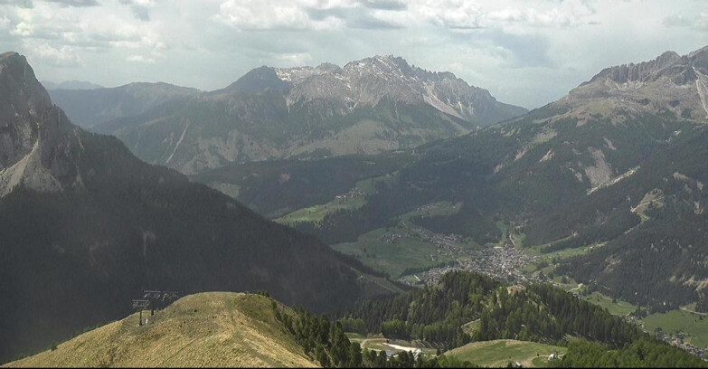 Webcam Pozza di Fassa-Aloch-Buffaure  - Cabinovia Buffaure - Stazione a Monte