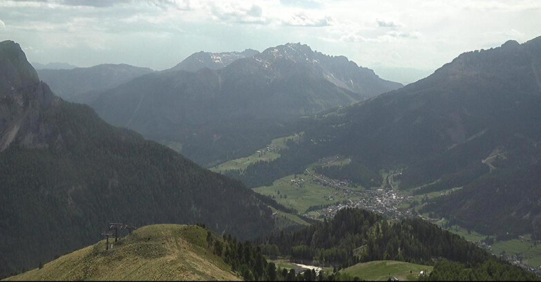 Webcam Pozza di Fassa-Aloch-Buffaure  - Cabinovia Buffaure - Stazione a Monte