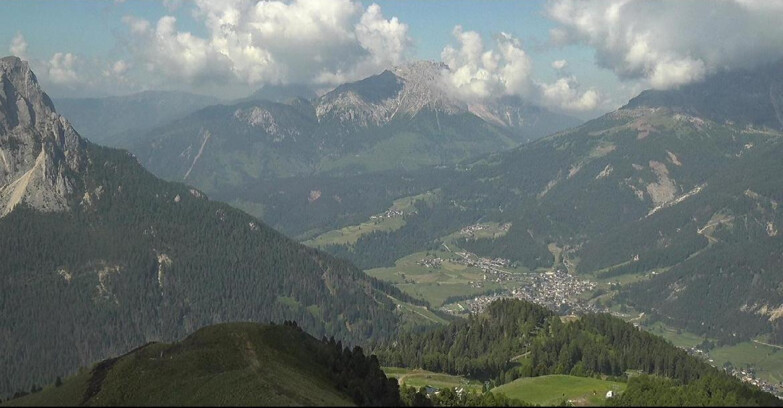 Webcam Pozza di Fassa-Aloch-Buffaure  - Cabinovia Buffaure - Stazione a Monte