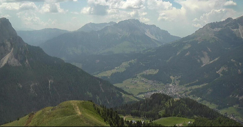 Webcam Pozza di Fassa-Aloch-Buffaure  - Cabinovia Buffaure - Stazione a Monte