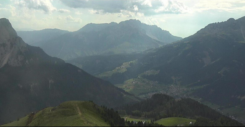 Webcam Pozza di Fassa-Aloch-Buffaure  - Cabinovia Buffaure - Stazione a Monte