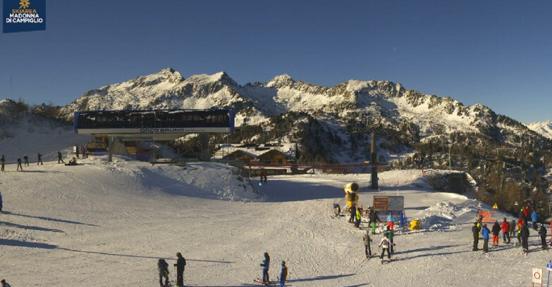 Webcam Folgarida-Marilleva  (Skiarea Campiglio Dolomiti di Brenta - Val di Sole Val Rendena) - Seggiovia Orso Bruno 