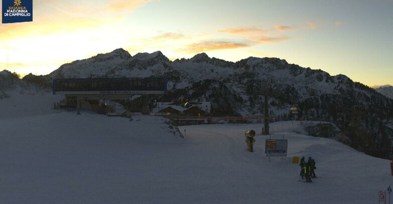 Webcam Folgarida-Marilleva  (Skiarea Campiglio Dolomiti di Brenta - Val di Sole Val Rendena) - Seggiovia Orso Bruno 