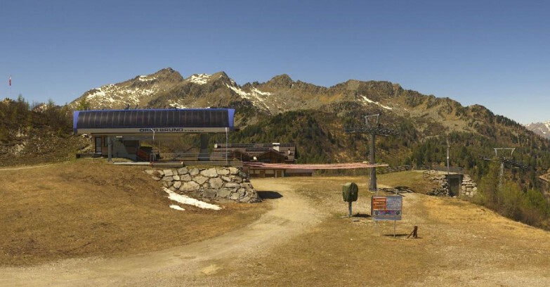 Webcam Folgarida-Marilleva  (Skiarea Campiglio Dolomiti di Brenta - Val di Sole Val Rendena) - Seggiovia Orso Bruno 
