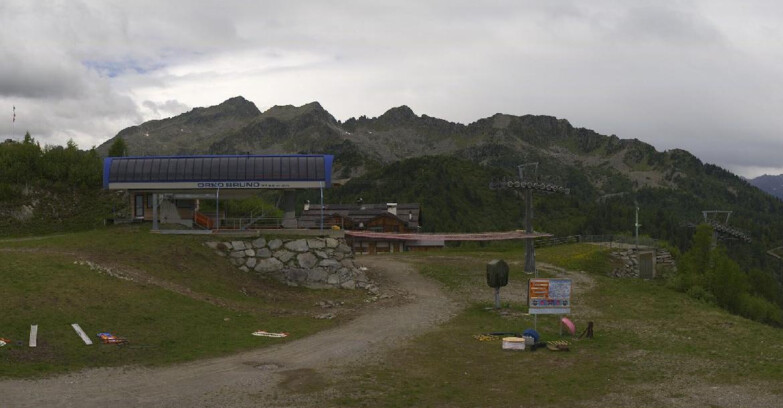 Webcam Skiarea Campiglio Dolomiti di Brenta Val di Sole Val Rendena - Seggiovia Orso Bruno 