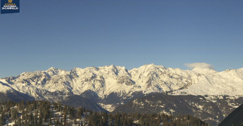 Webcam Folgarida-Marilleva  (Skiarea Campiglio Dolomiti di Brenta - Val di Sole Val Rendena) - Gruppo Ortles-Cevedale 