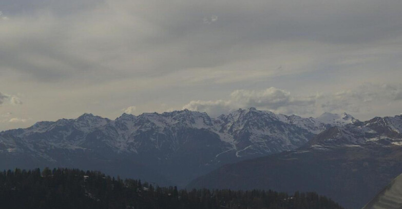Webcam Folgarida-Marilleva  (Skiarea Campiglio Dolomiti di Brenta - Val di Sole Val Rendena) - Gruppo Ortles Cevedale 