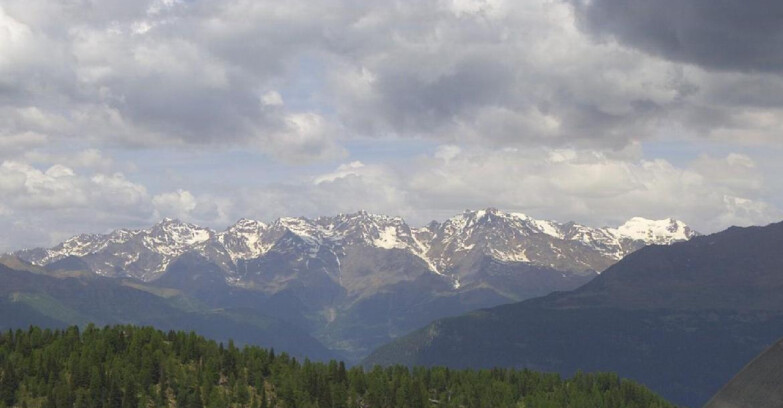 Webcam Folgarida-Marilleva  (Skiarea Campiglio Dolomiti di Brenta - Val di Sole Val Rendena) - Gruppo Ortles Cevedale 