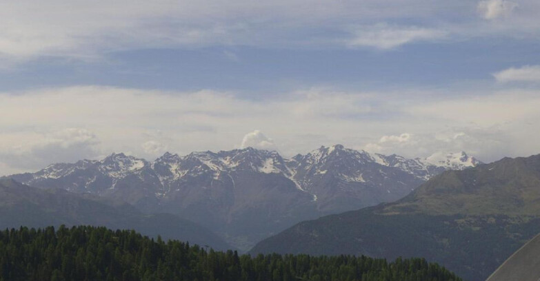 Webcam Folgarida-Marilleva  (Skiarea Campiglio Dolomiti di Brenta - Val di Sole Val Rendena) - Gruppo Ortles Cevedale 