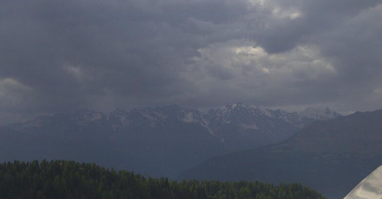Webcam Folgarida-Marilleva  (Skiarea Campiglio Dolomiti di Brenta - Val di Sole Val Rendena) - Gruppo Ortles Cevedale 