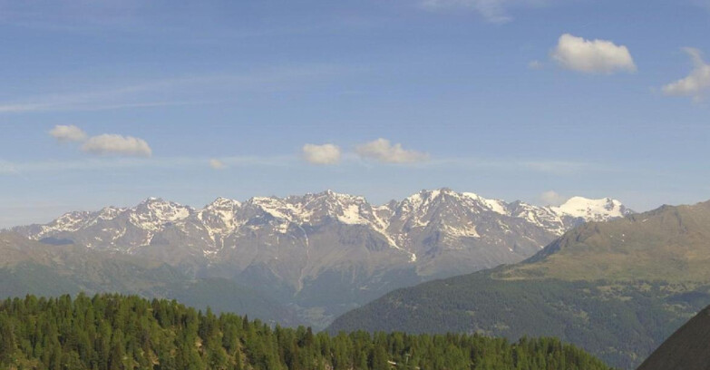 Webcam Folgarida-Marilleva  (Skiarea Campiglio Dolomiti di Brenta - Val di Sole Val Rendena) - Gruppo Ortles Cevedale 